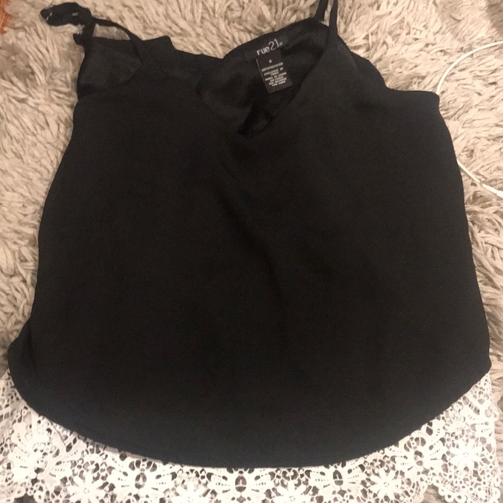 Rue 21 size S Black top